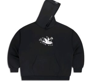 Hirono Living Wild Flying Bird Hoodie Black