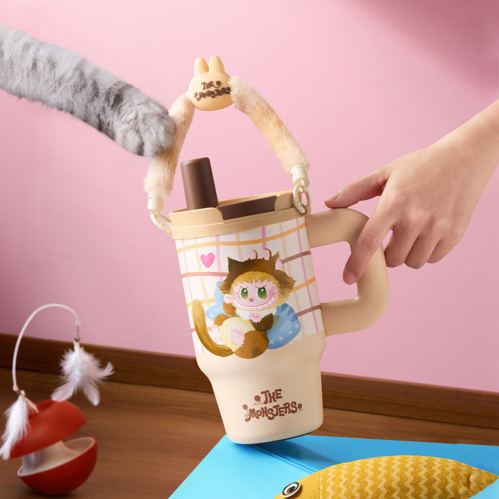THE MONSTERS CAT MODE ON Series Insulated Cup